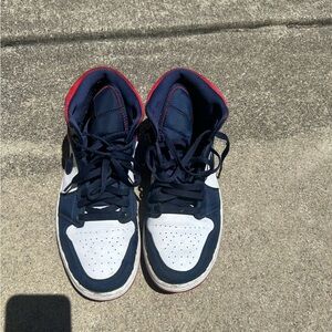 Men’s Jordan 1 Mid SE Olympic